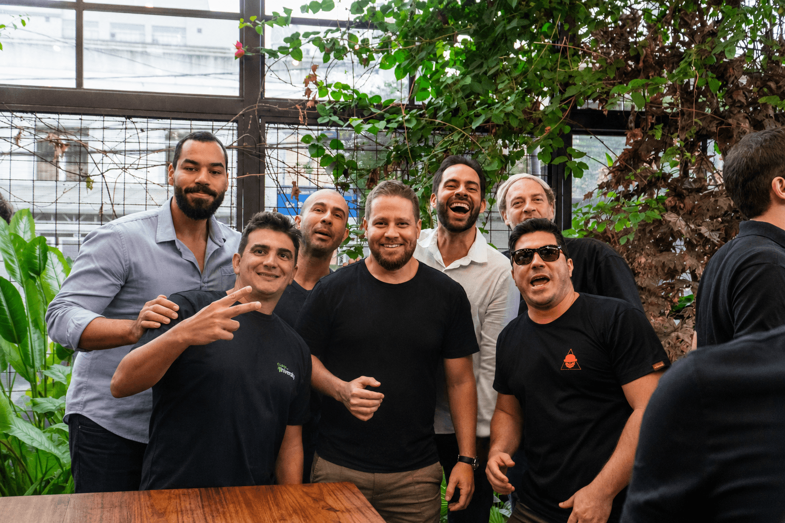Hegler com sócios da Investfy